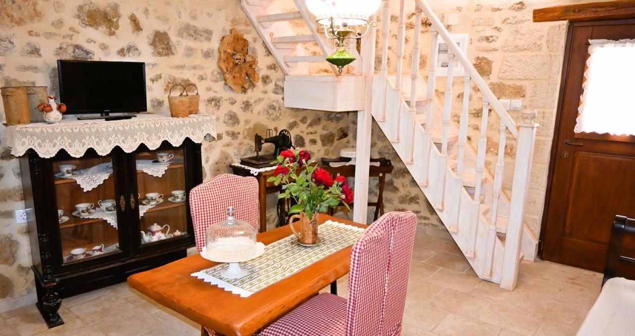 לרפטרה Villa Athina - Irene Country House מראה חיצוני תמונה