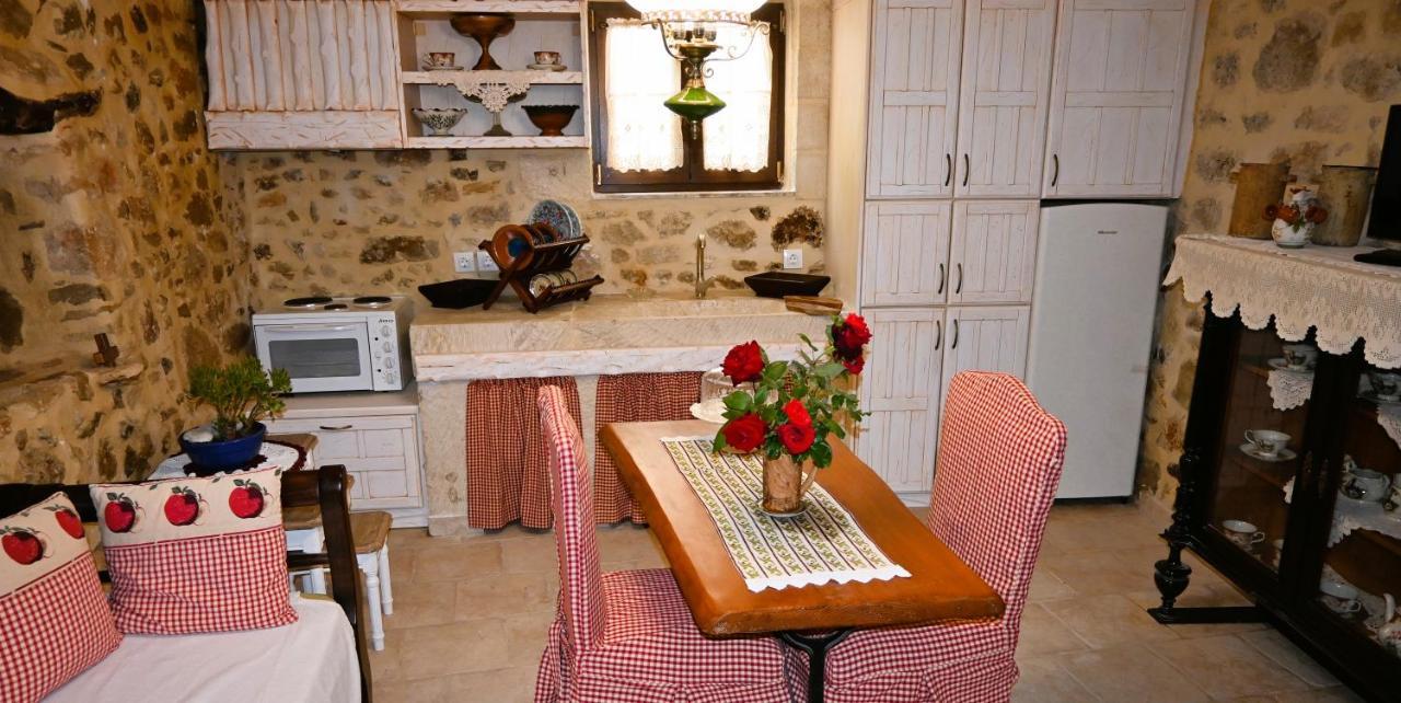 לרפטרה Villa Athina - Irene Country House מראה חיצוני תמונה
