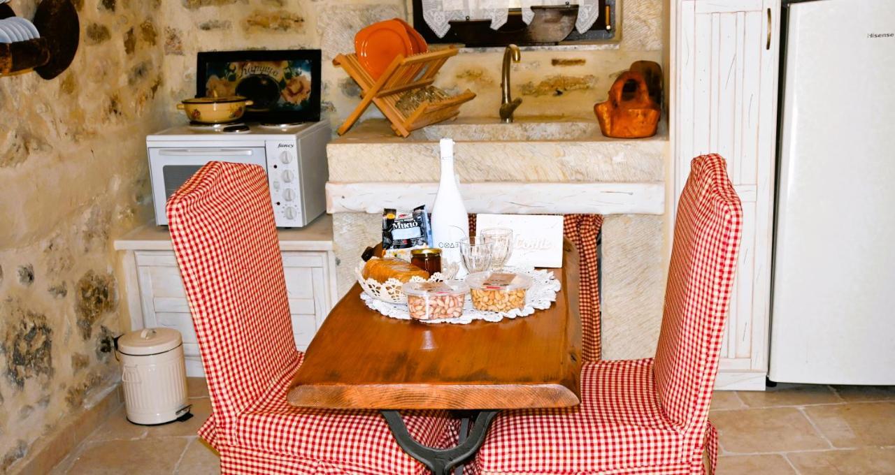 לרפטרה Villa Athina - Irene Country House מראה חיצוני תמונה