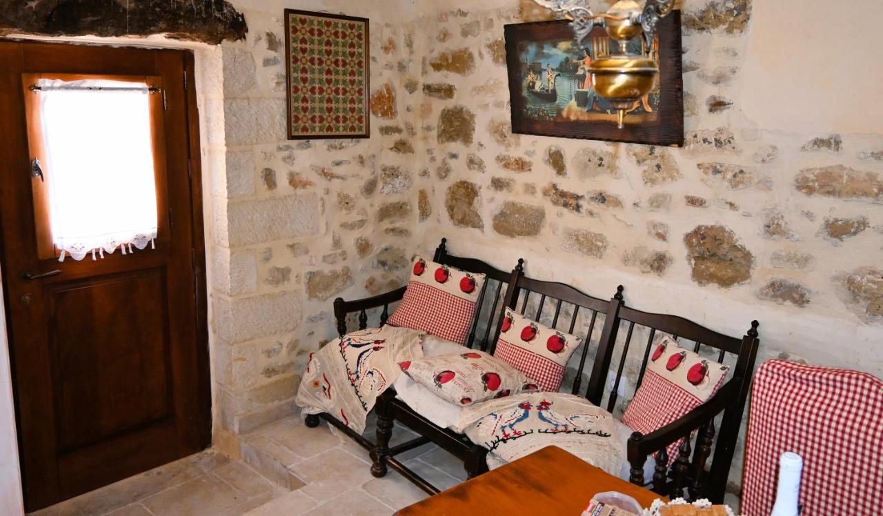 לרפטרה Villa Athina - Irene Country House מראה חיצוני תמונה